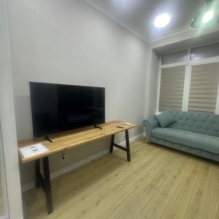 Comfortable Apartment In Central Of Almaty Exterior photo